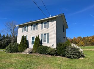 2900 Dunn Valley Rd, Waterford, PA 16441