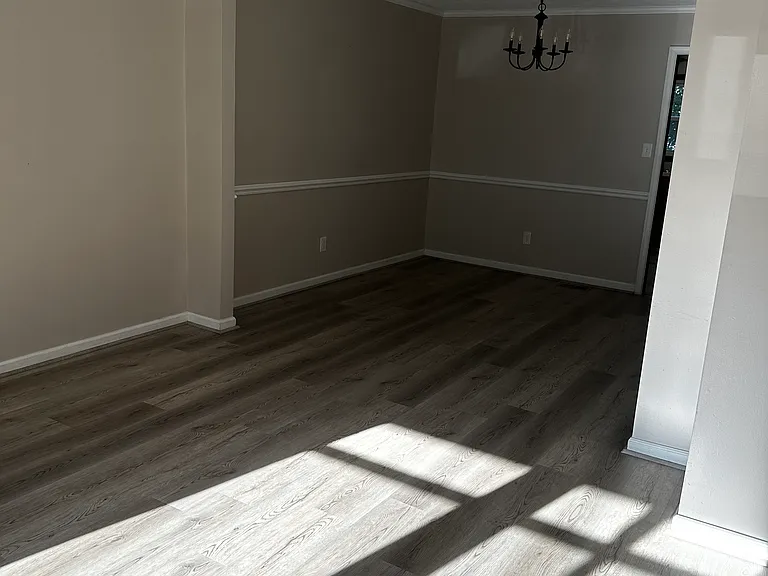 29 E Valasia Rd — Photo 6