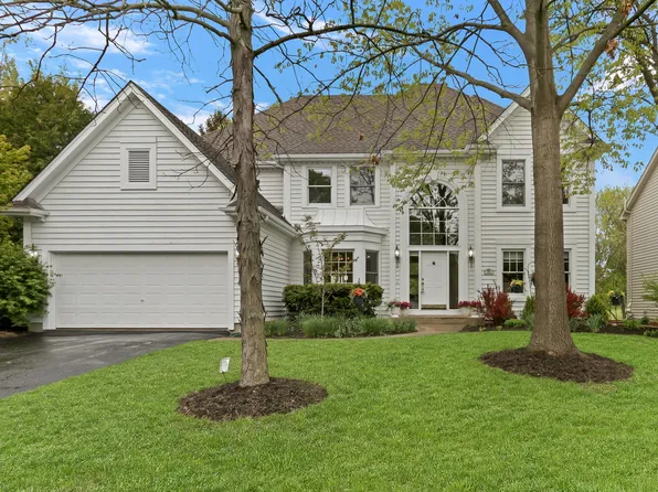 7452 Bittersweet Dr, Gurnee, IL 60031