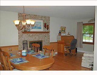 3rd image of 1322 Darien Ct