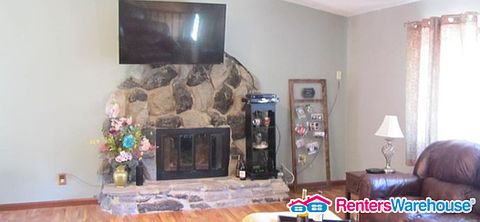 2nd image of 3314 Vale Cir SW