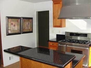 3rd image of 1197 Manzanita Dr