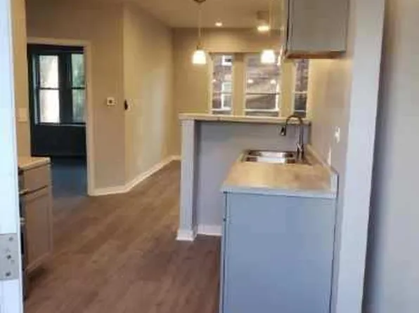 1638 W 57th St #1, Chicago, IL 60636