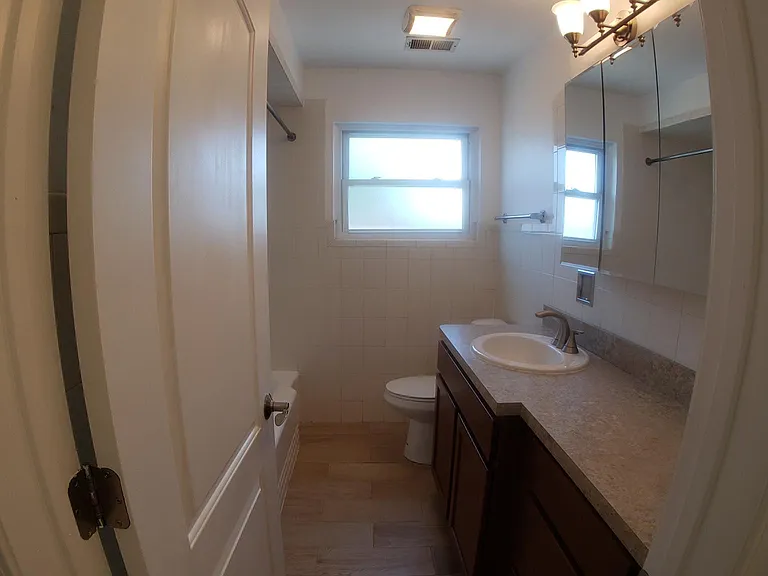 6510 W Higgins Ave #2 — Photo 23