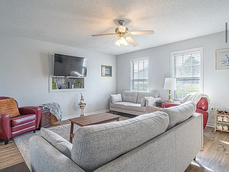 316 Anna St — Photo 8