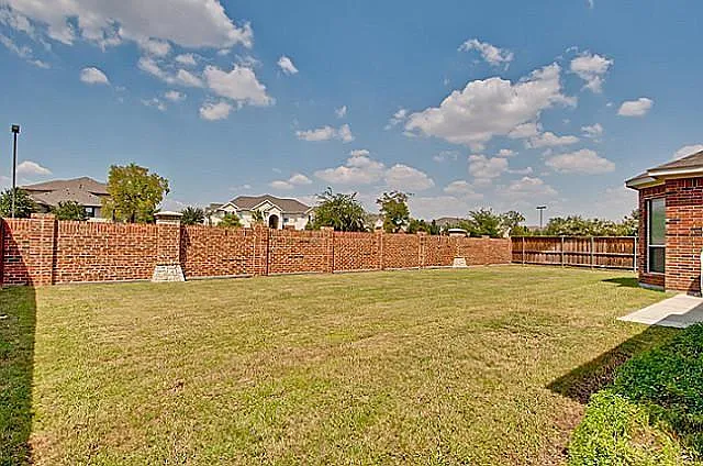 1204 Muscogee Trl — Photo 16
