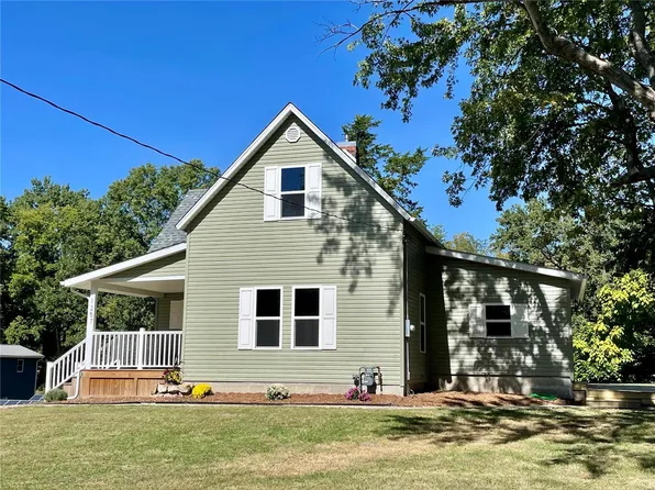 1257 E Ryder St, Litchfield, IL 62056