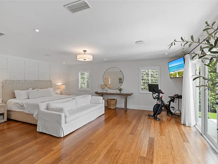 735 Benevento Ave — Photo 19