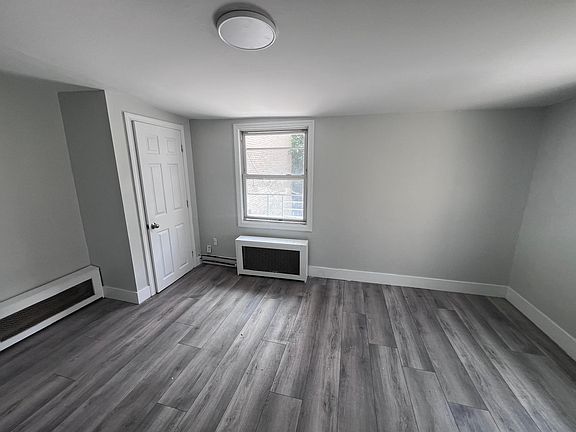 5th image of 648 E 224th St Floor 2