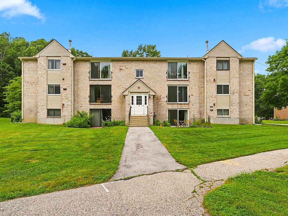 1st image of 3 Brookside Drive #3