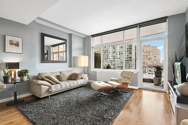Rented by Corcoran | media 13
