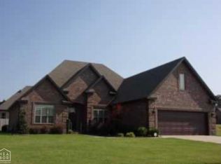 920 Arrowhead Dr, Jonesboro, AR 72401