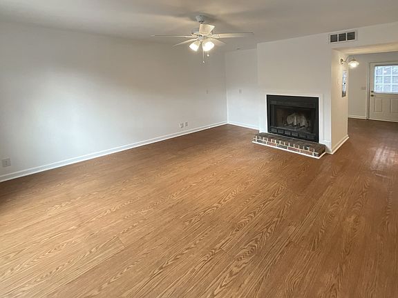 2nd image of 4833 Sheffield Dr