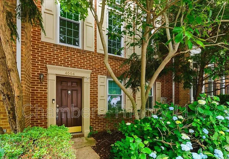 4664 Kirkland Pl — Photo 1