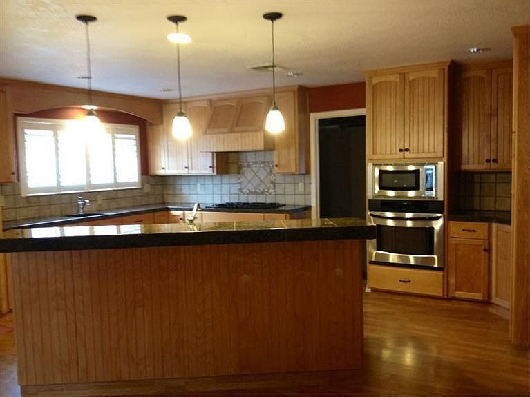 1st image of 1627 Christina Ave