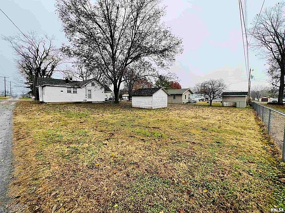5th image of 174 E Wilson Ave