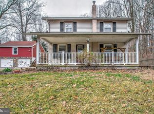 1385 S Cocalico Rd, Denver, PA 17517