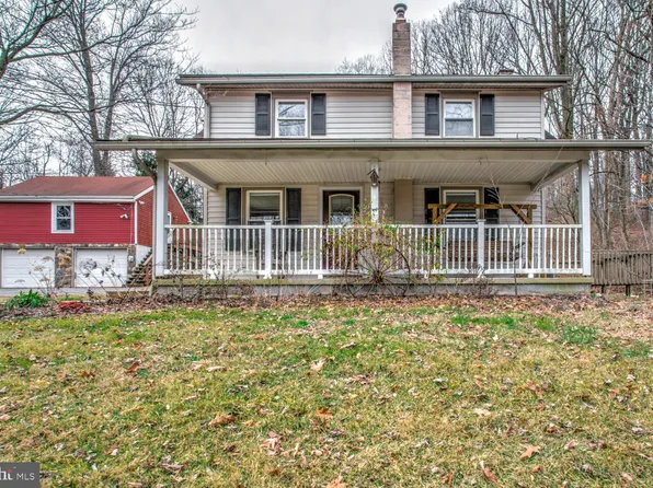 1385 S Cocalico Rd, Denver, PA 17517