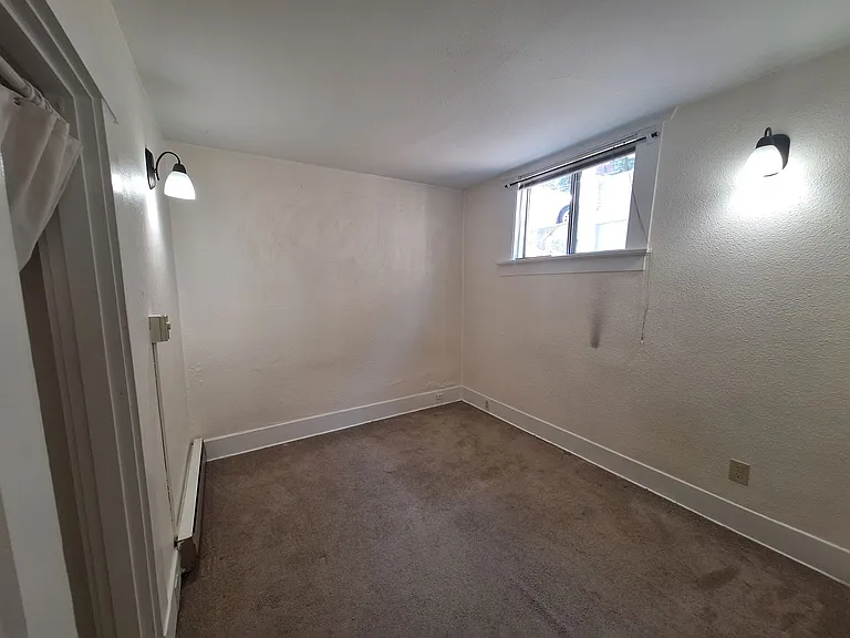 703 N Garden St #B — Photo 20