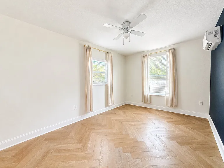 4305 W Bay Ave — Photo 14