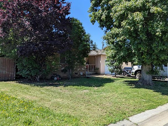 2nd image of 2052 Delma Way