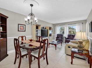 Hawaiian Gardens, Fort Lauderdale, FL 33319