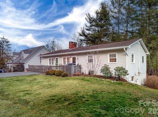 649 Ransom St, Blowing Rock, NC 28605