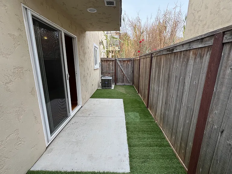 3613 State St #1 — Photo 10
