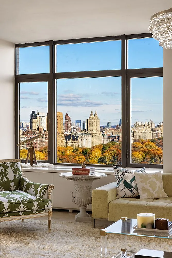 110 Central Park South — Photo 2