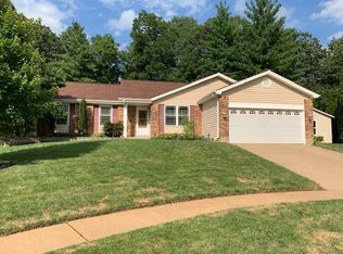 118 Apostle Cir, Fenton, MO
