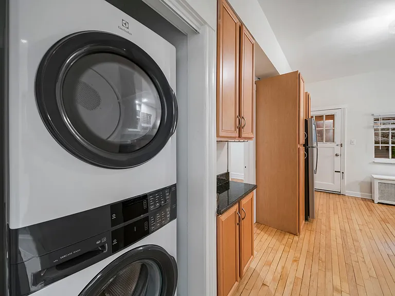 2629 N Troy St #1 — Photo 7