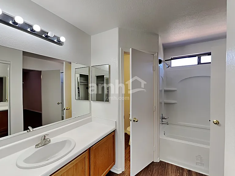 1576 E Orchid Ct — Photo 13