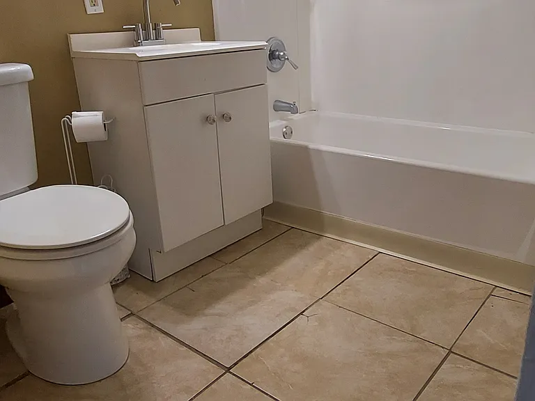 Full Bath Up