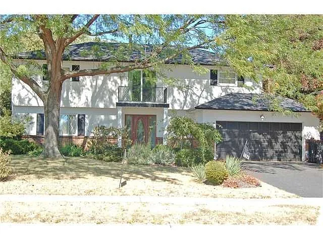 1672 Staffordshire Rd photo 1