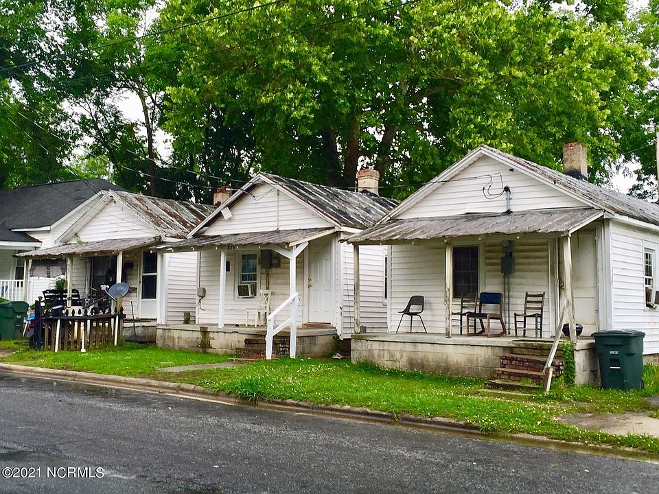 1st image of 828 Fleming St