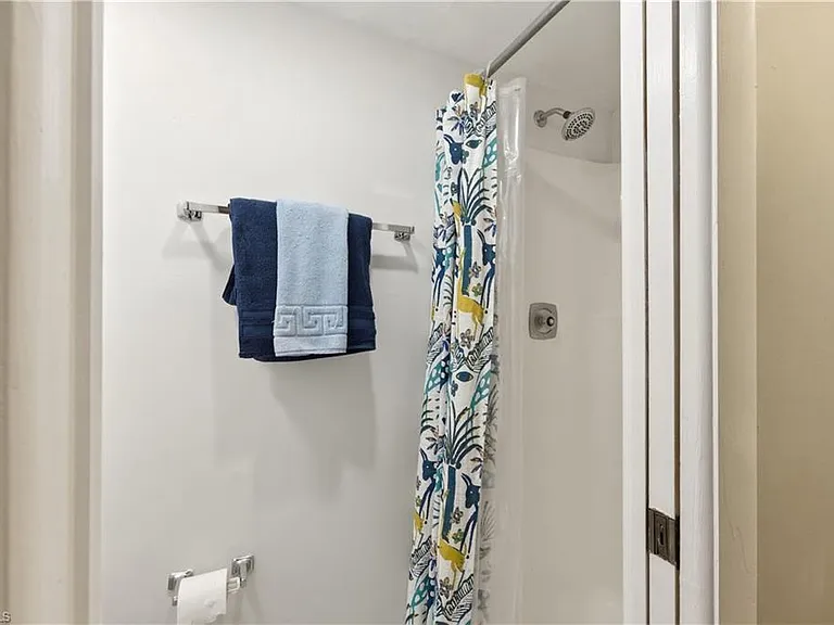 16001 Amberwood Lake Ct #1 — Photo 26