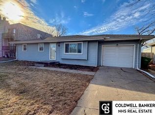 6702 S 83rd Ave, Ralston, NE 68127