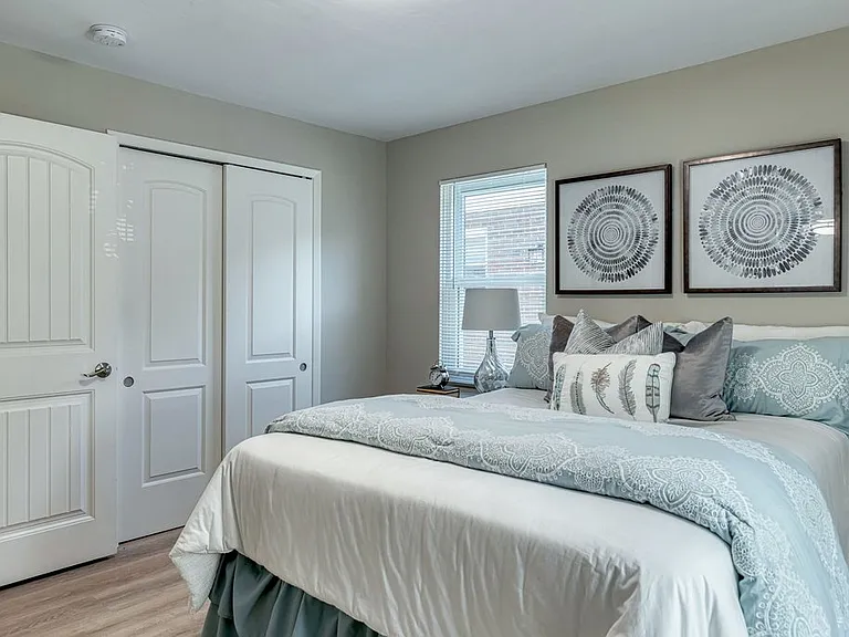 1066 Wilshire Ave — Photo 19