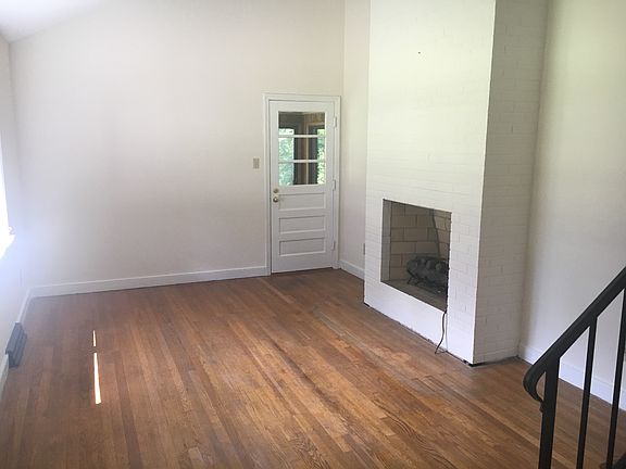 2nd image of 1243 Southam Dr