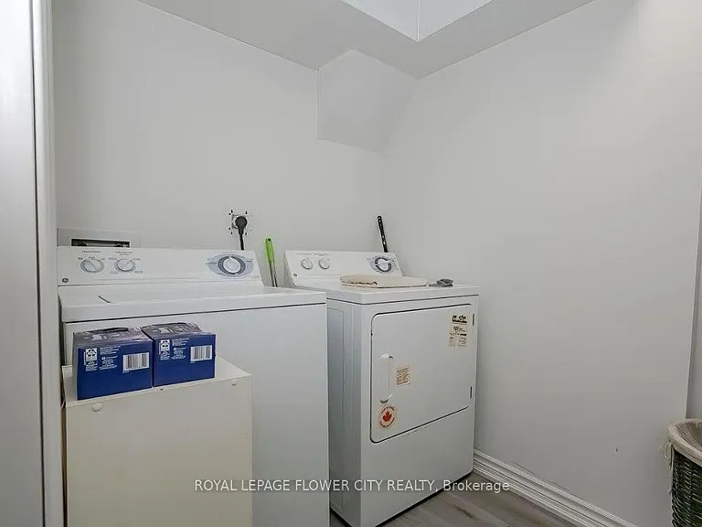 29 Marshmarigold Dr #BASEMENT — Photo 12