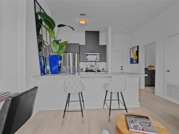 3900 Berkman Dr #217, Austin, TX 78723