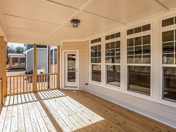 The Woodhall - Porch