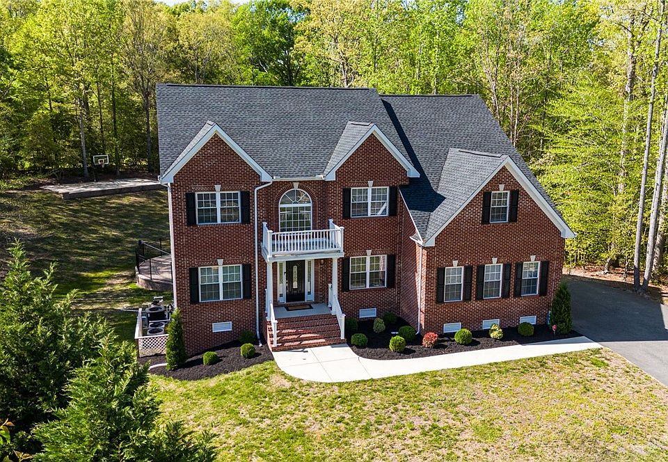 1st image of 6712 Whitelake Dr
