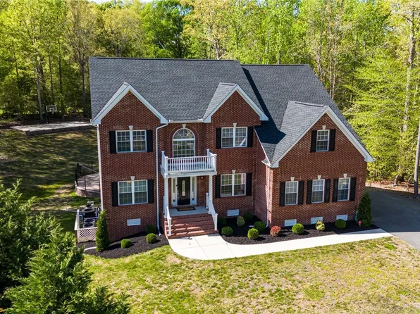 6712 Whitelake Dr, Henrico, VA 23231