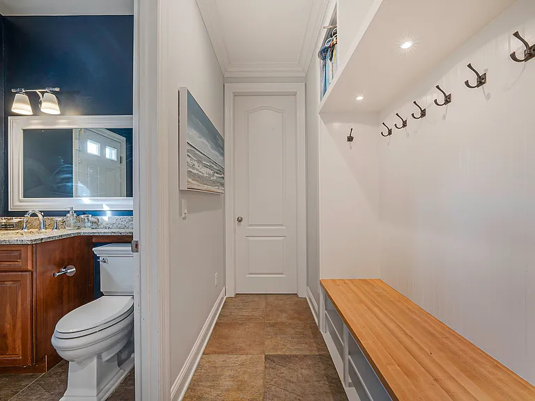 32 Vail Ave #A — Photo 25