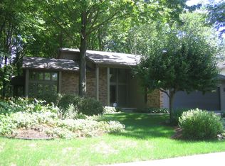 5612 Pine Meadow Dr, Midland, MI