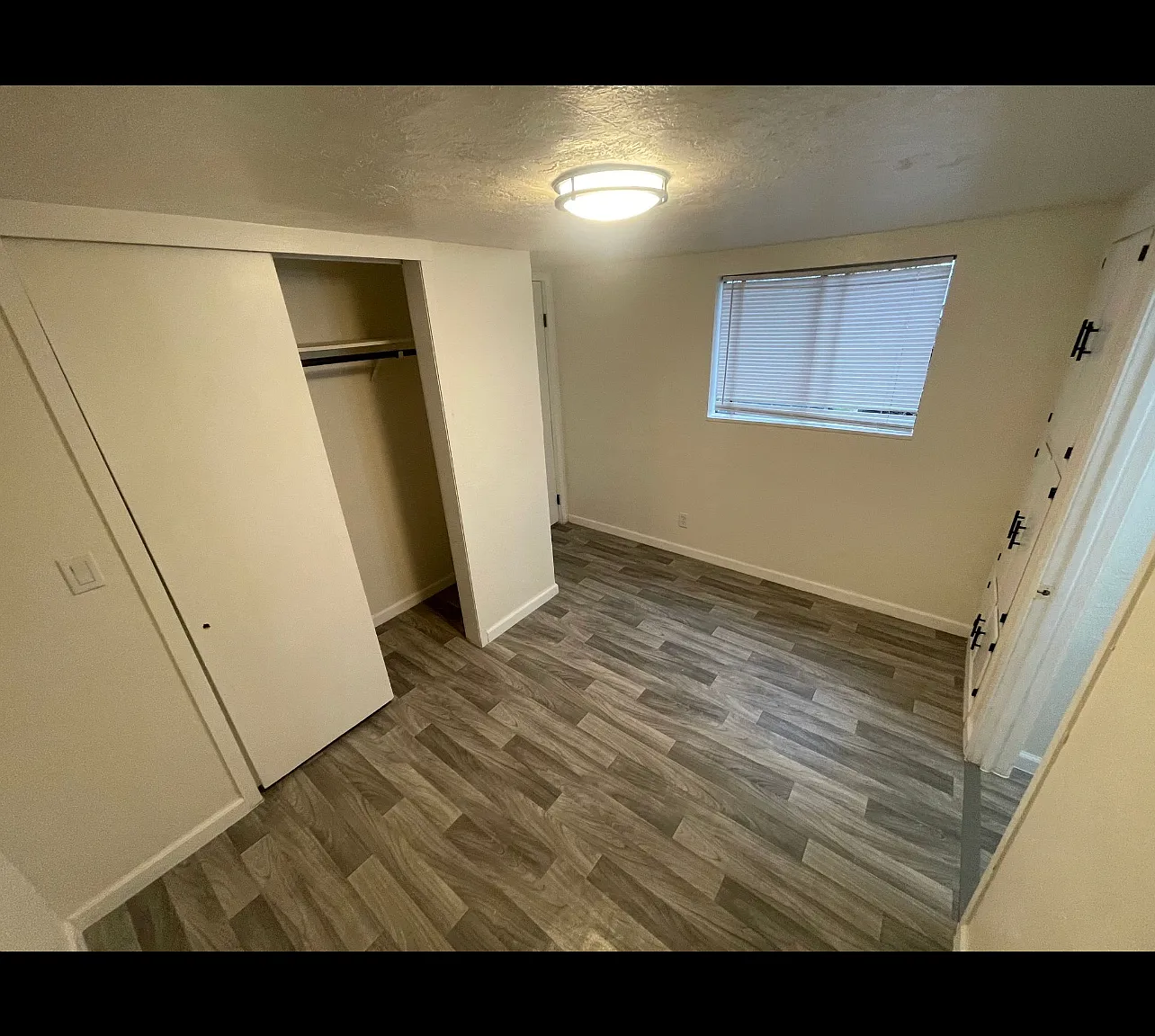 1 bed, 500 sqft, $1,350 — Photo 3