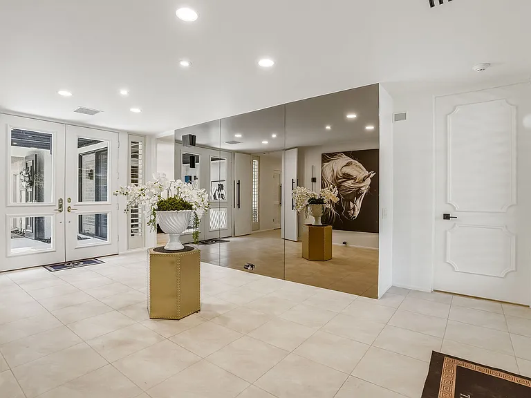 18 McGill Dr — Photo 8