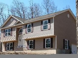 32 Suffern Rd, Pt Jervis, NY 12771