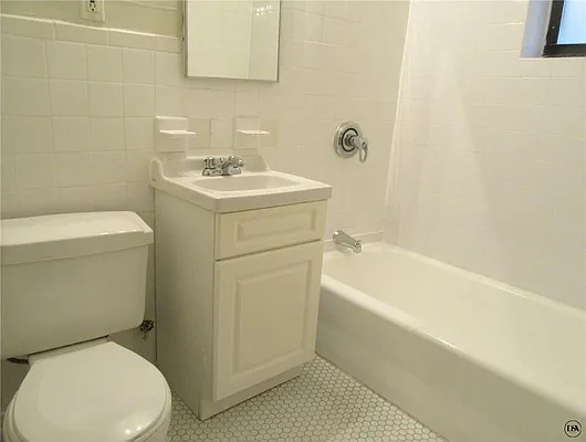 Rented by DSA Realty | media 19